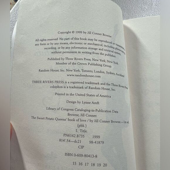 Sweet Potato Queens Book of Love by Jill Conner Browne - Picture 3 of 5